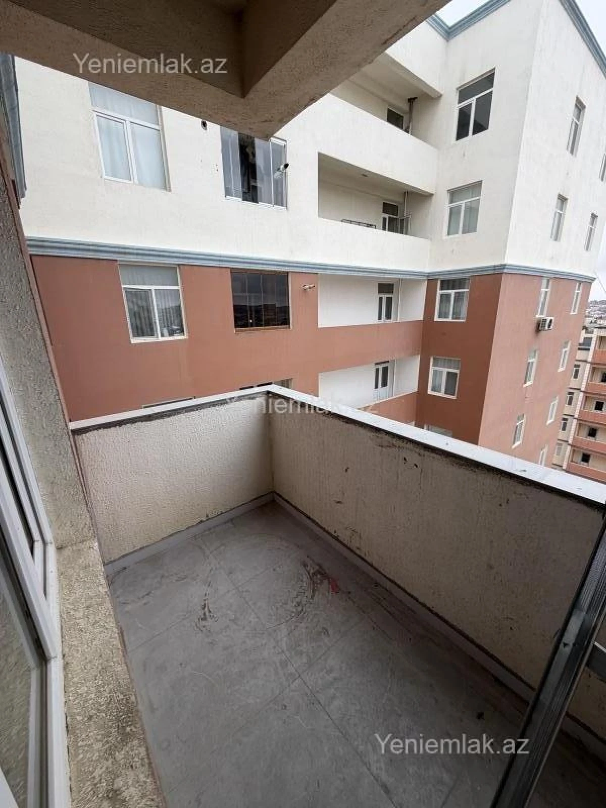 Satılır 2 otaqlı yeni tikili 57 m²
