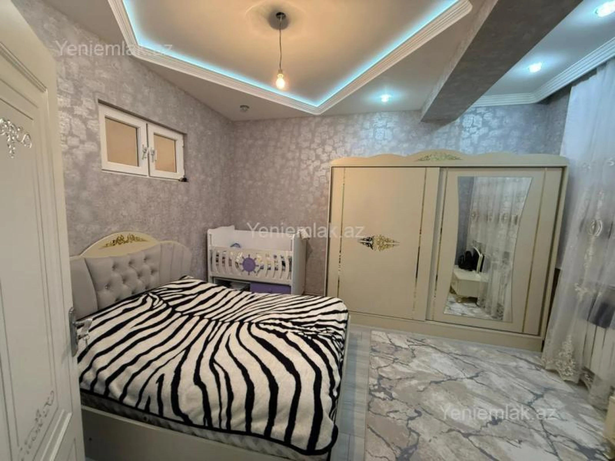 Satılır 3 otaqlı yeni tikili 70 m²