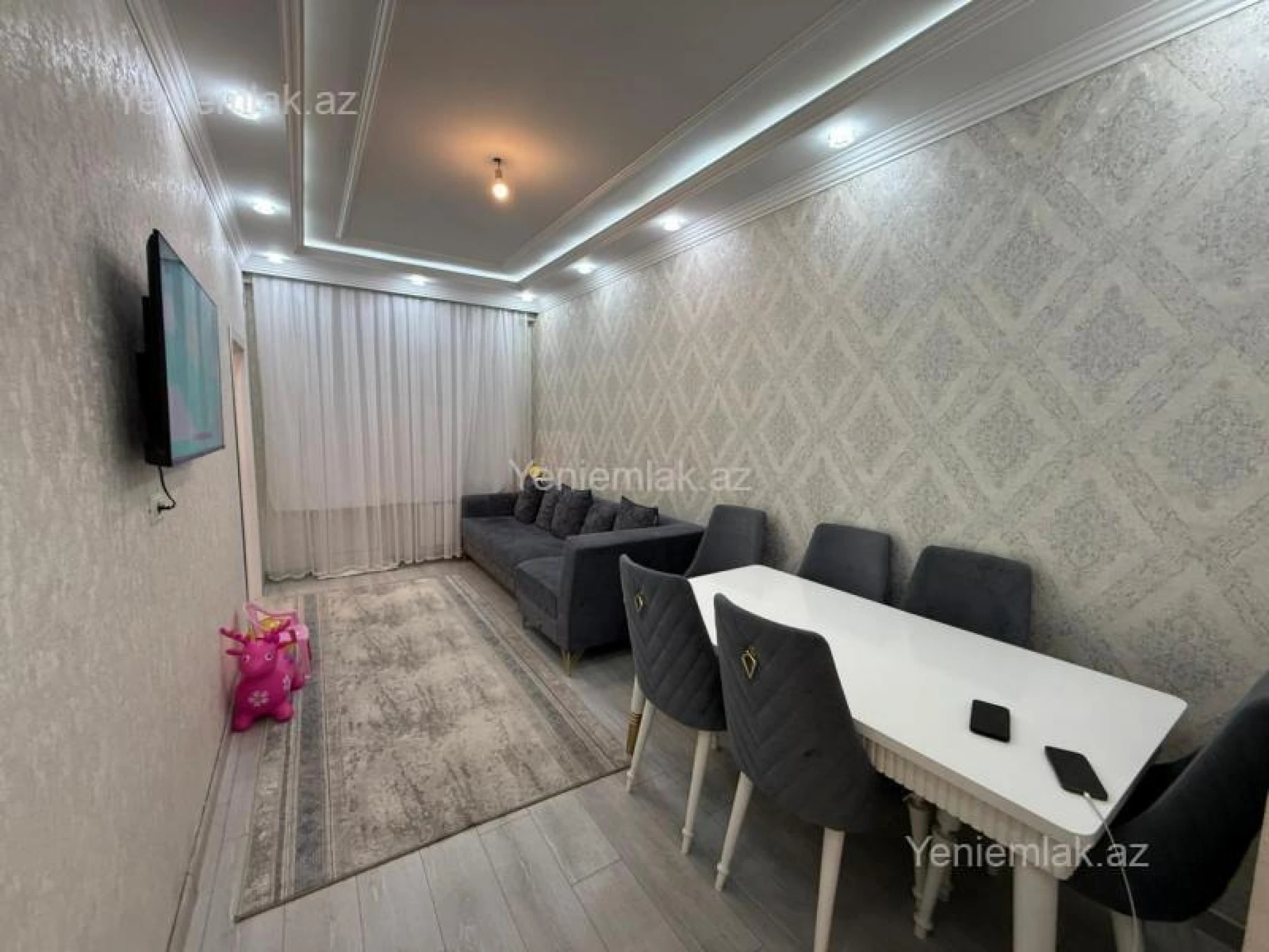 Satılır 3 otaqlı yeni tikili 70 m²