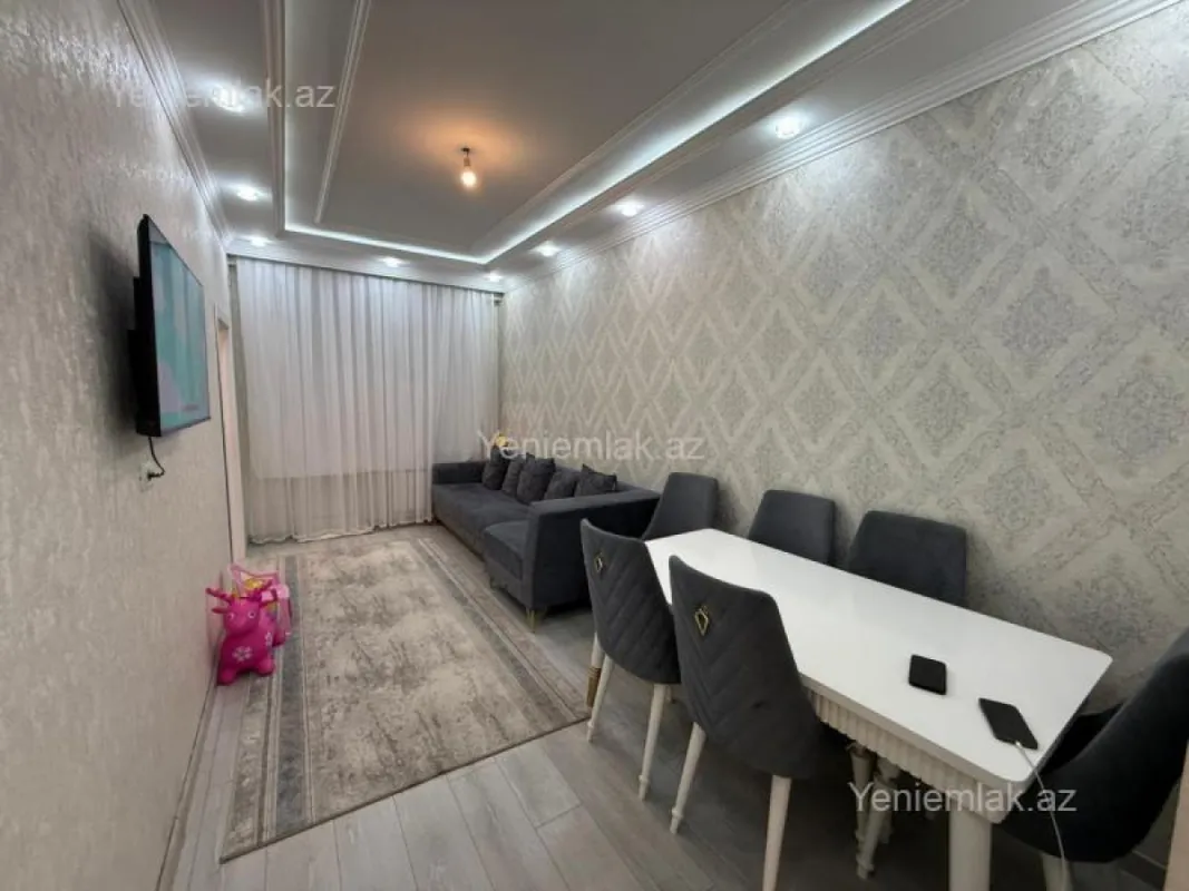Satılır 3 otaqlı yeni tikili 70 m²
