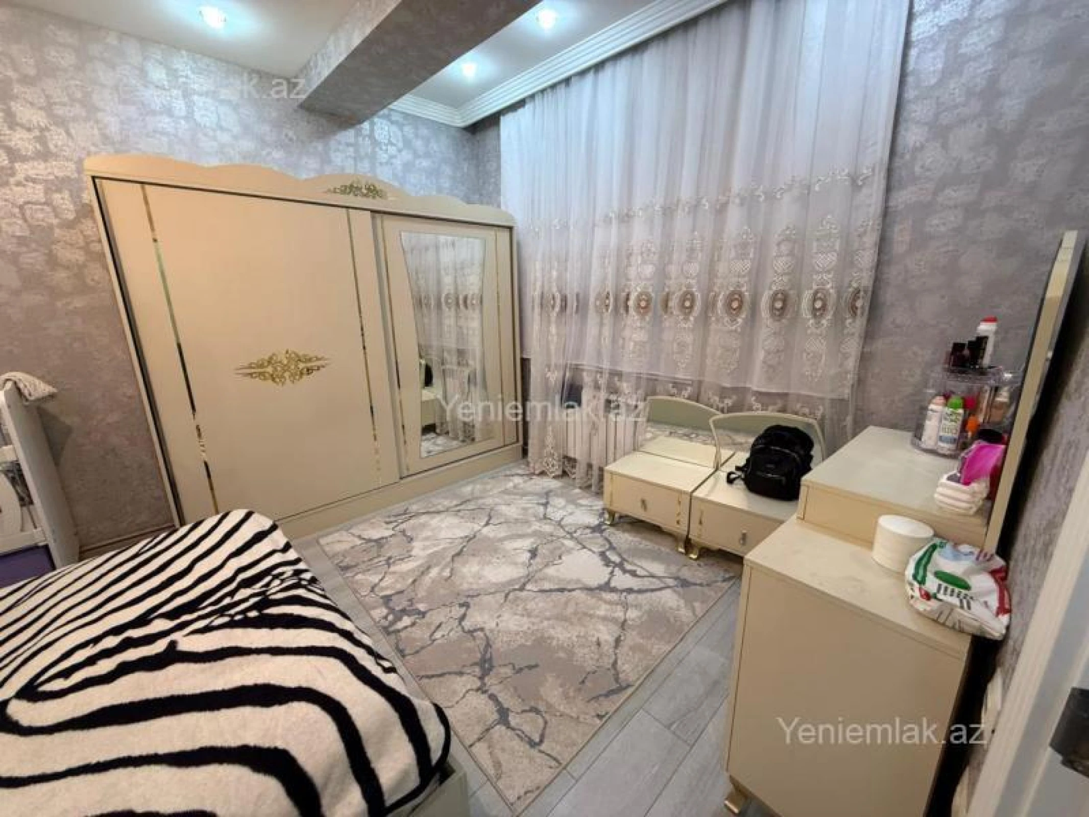 Satılır 3 otaqlı yeni tikili 70 m²