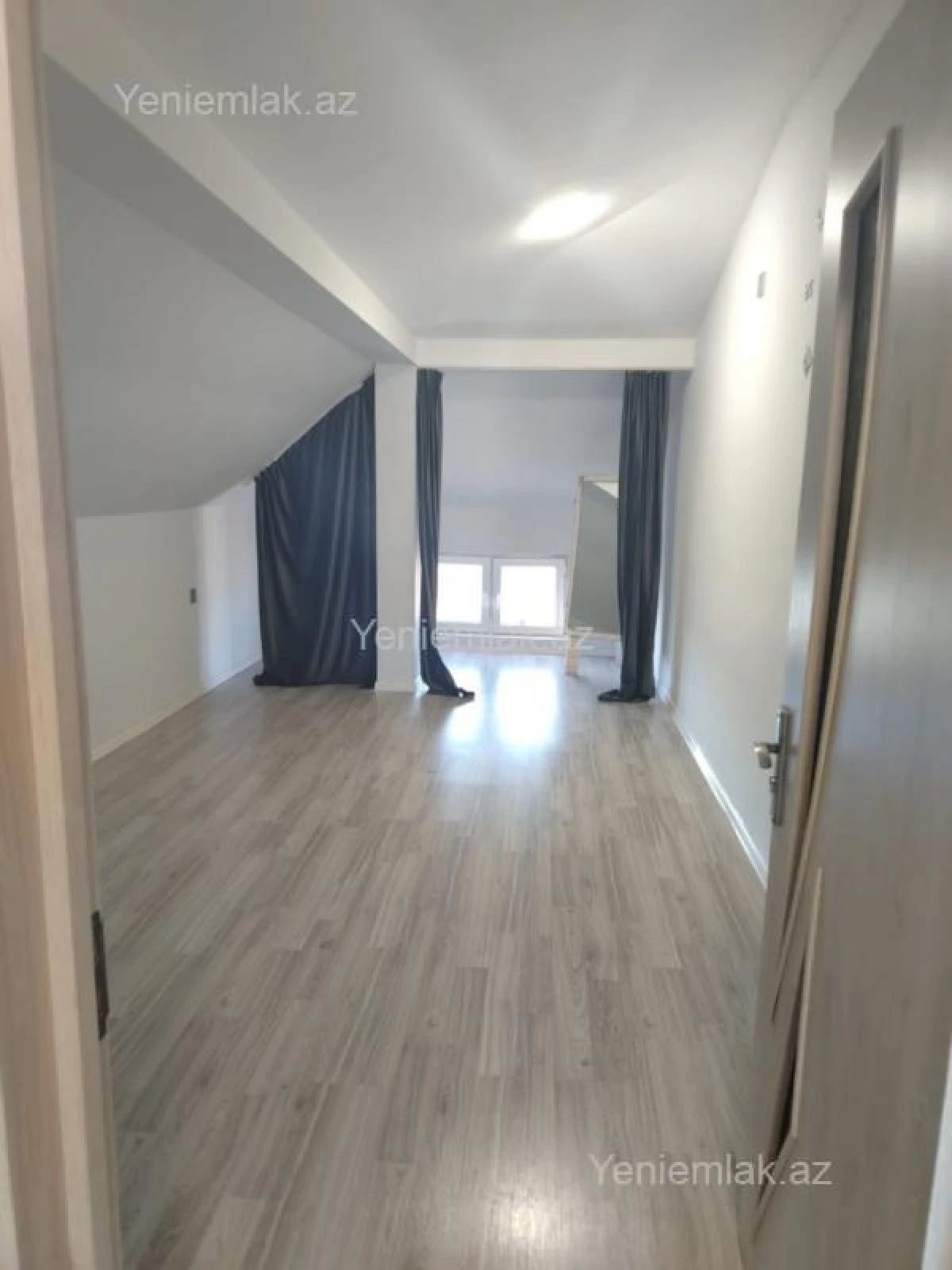 Satılır 2 otaqlı yeni tikili 70 m²