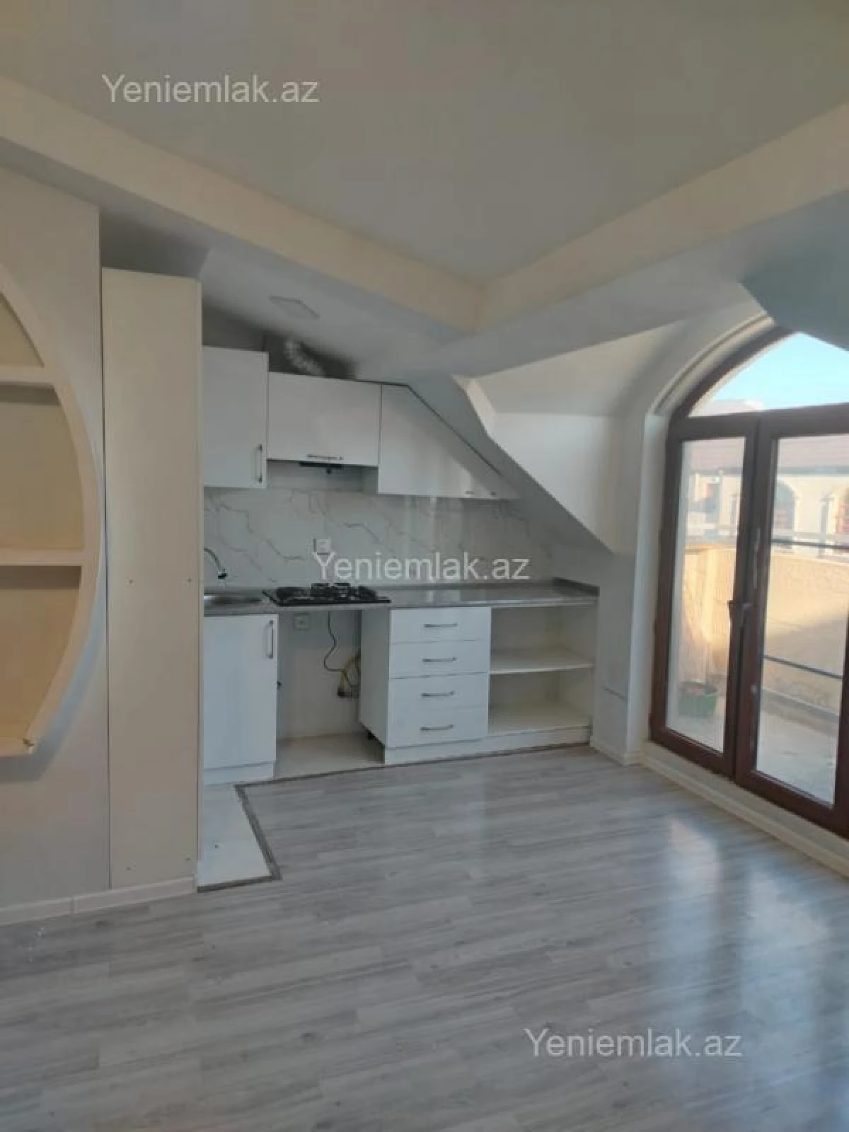 Satılır 2 otaqlı yeni tikili 70 m²