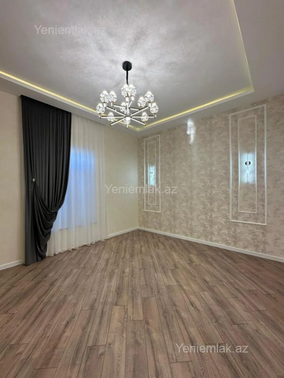 Satılır 5 otaqlı həyət evi 240 m²