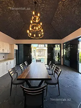 Satılır 5 otaqlı həyət evi 240 m²