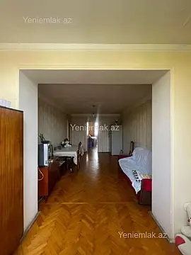 Satılır 3 otaqlı köhnə tikili 70 m²