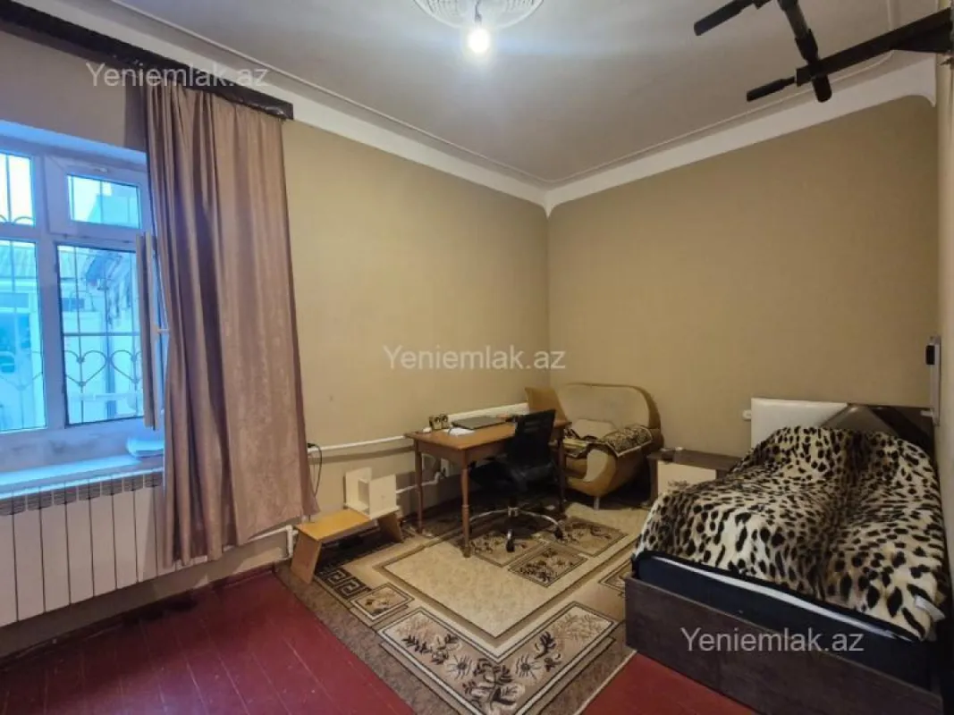 Satılır 5 otaqlı həyət evi 130 m²