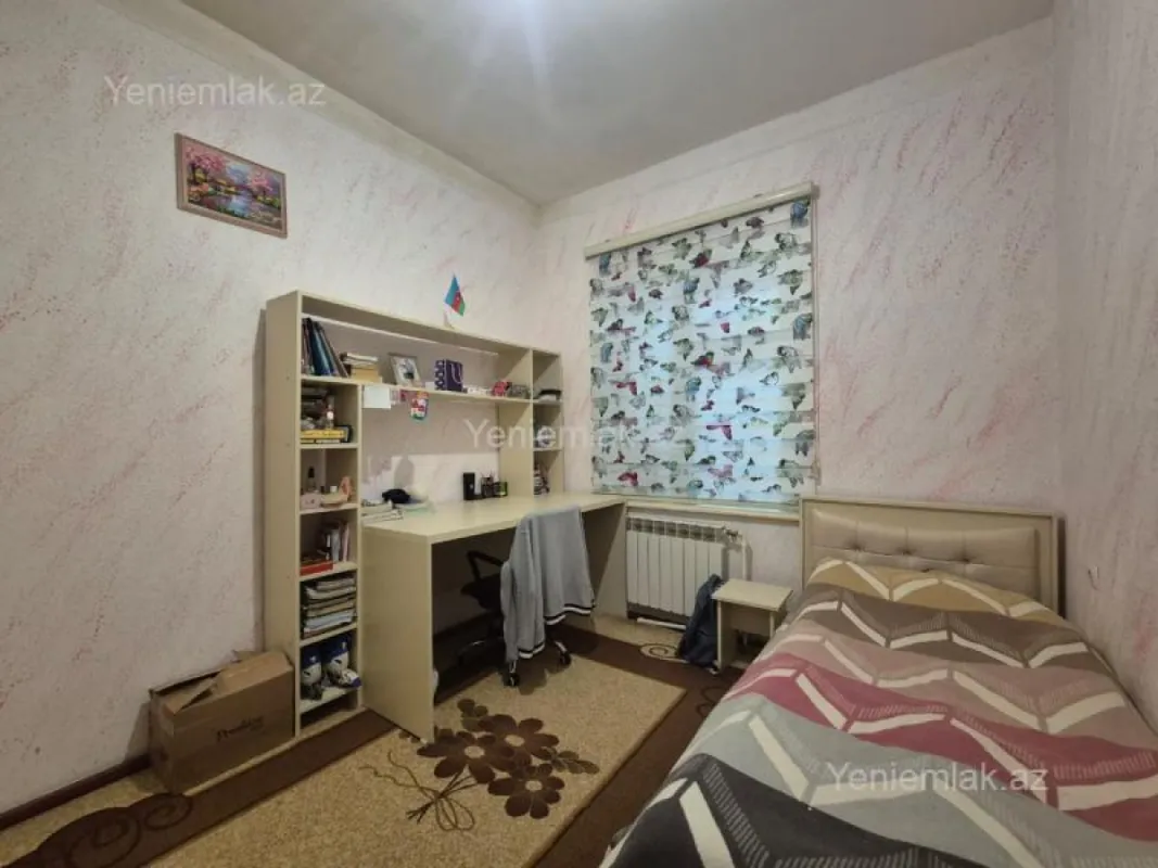 Satılır 5 otaqlı həyət evi 130 m²