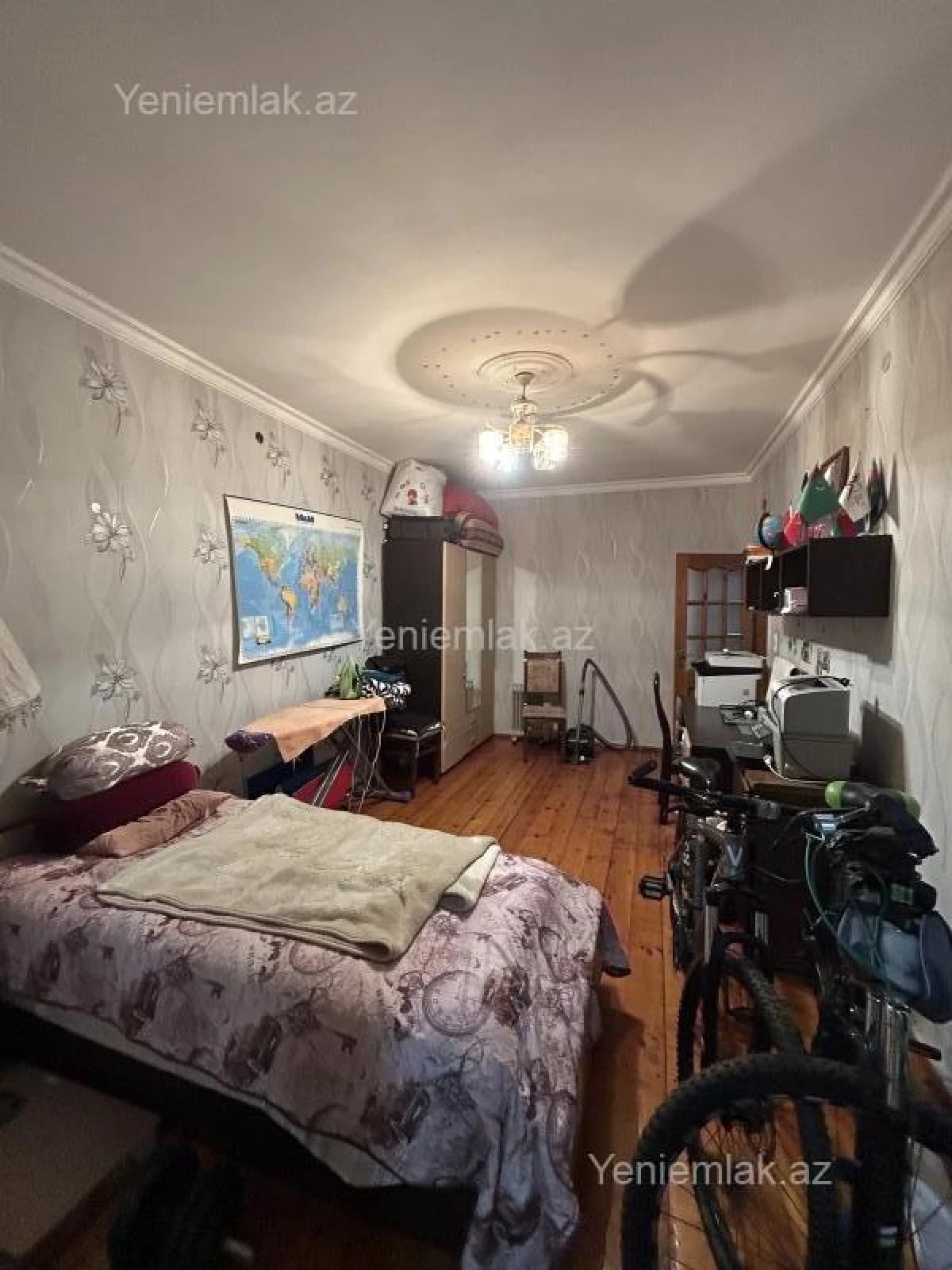 Satılır 4 otaqlı köhnə tikili 90 m²