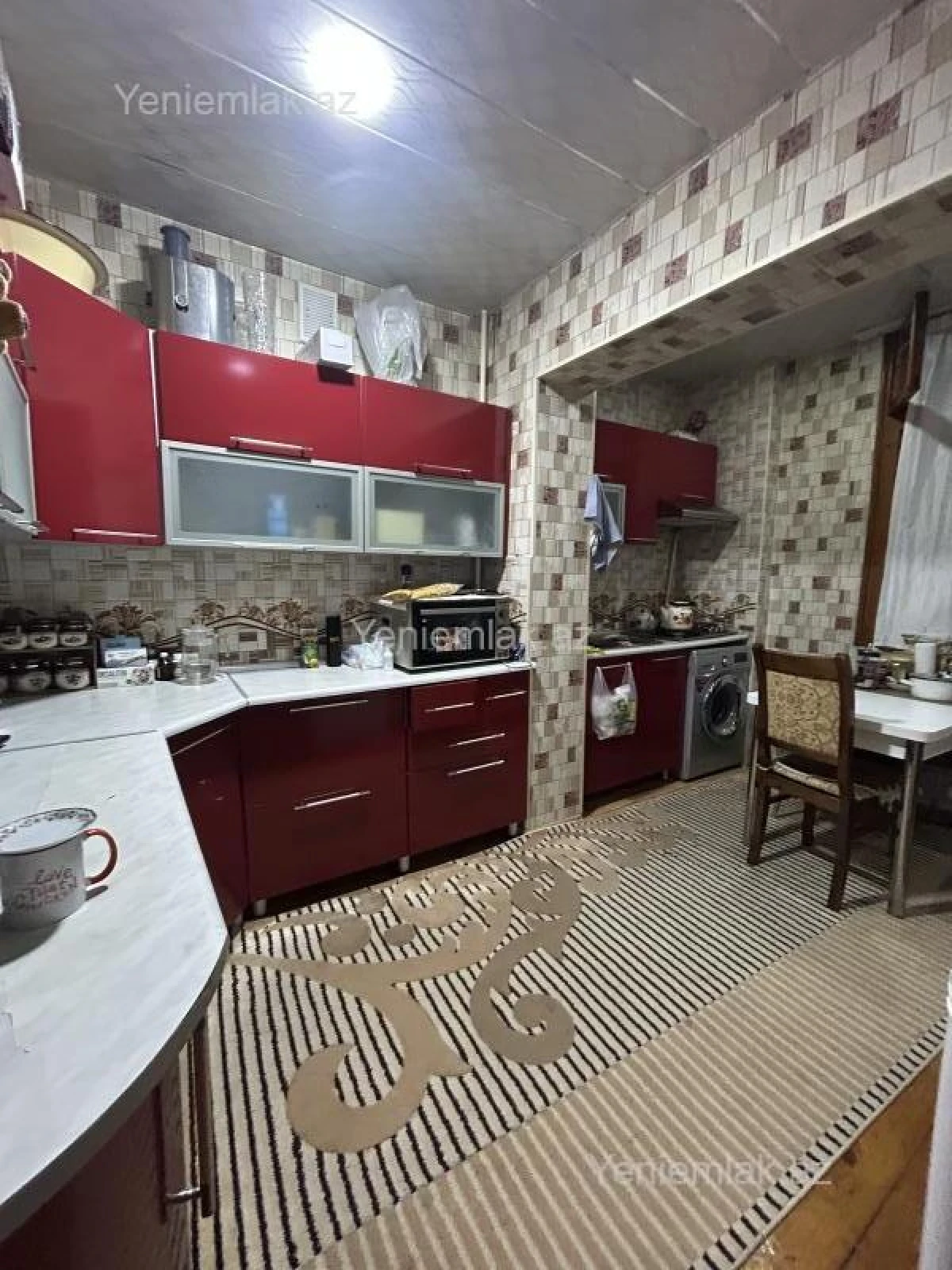 Satılır 4 otaqlı köhnə tikili 90 m²