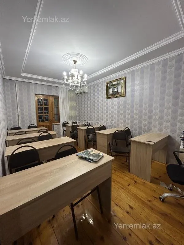 Satılır 4 otaqlı köhnə tikili 90 m²