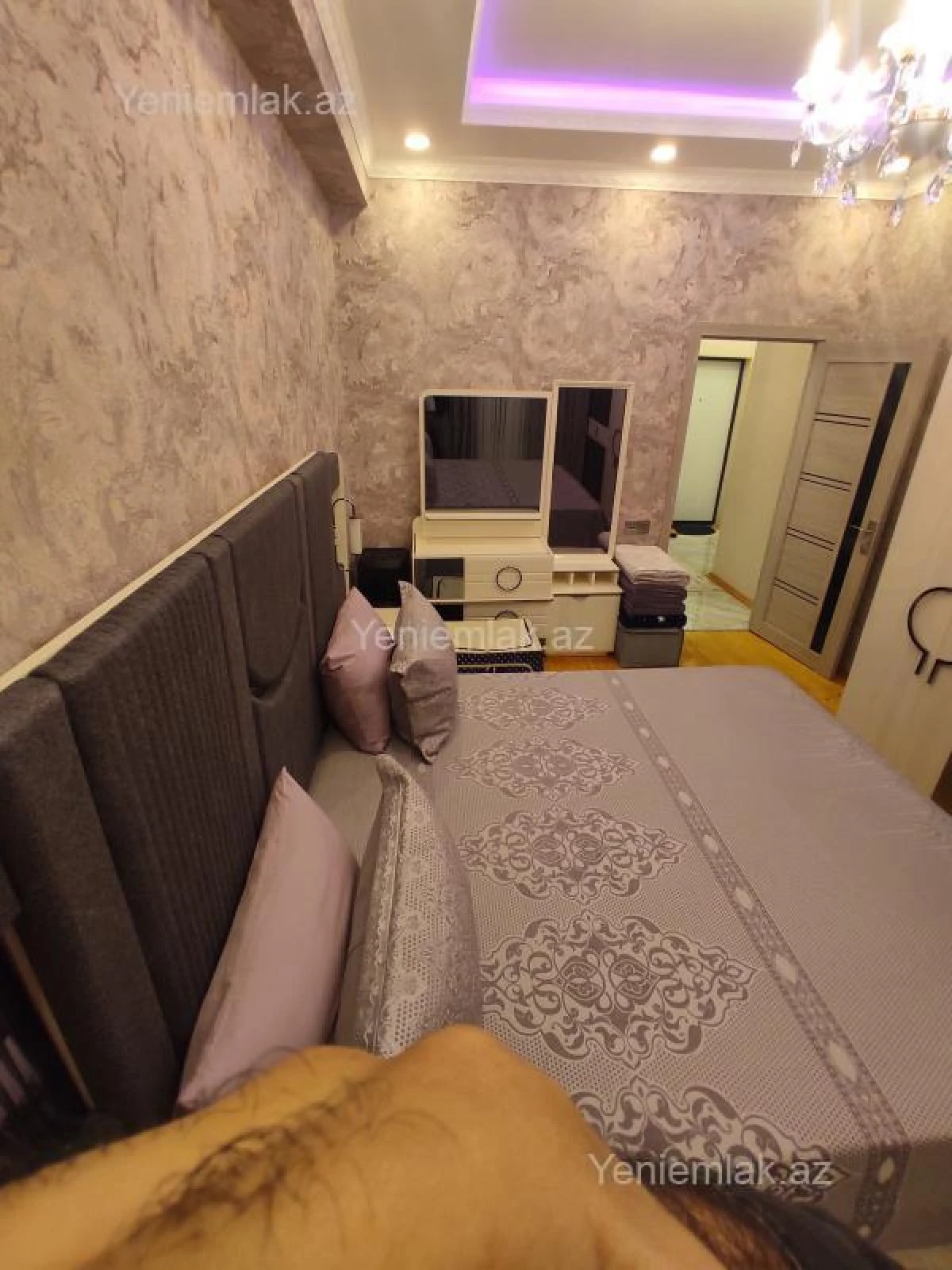 Satılır 2 otaqlı yeni tikili 53 m²