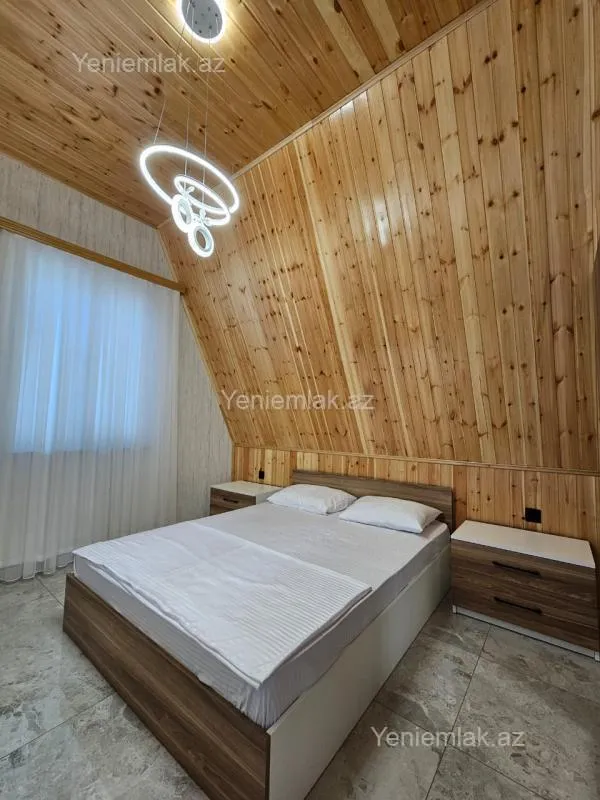 Satılır 5 otaqlı həyət evi 145 m²