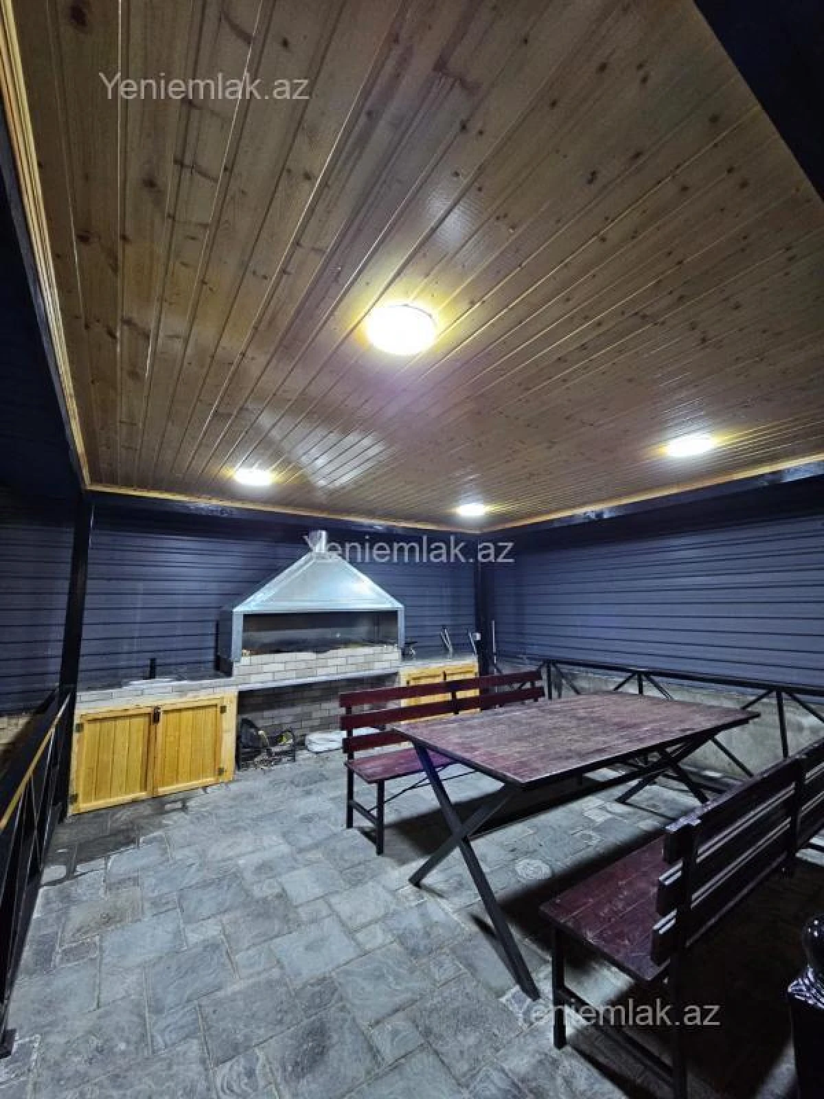 Satılır 5 otaqlı həyət evi 145 m²