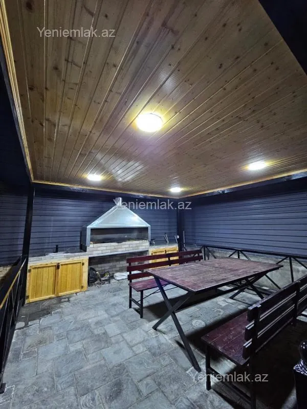 Satılır 5 otaqlı həyət evi 145 m²