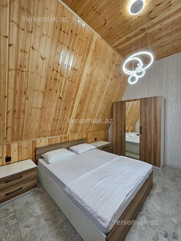 Satılır 5 otaqlı həyət evi 145 m²