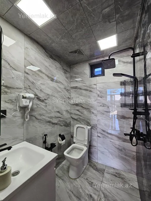 Satılır 5 otaqlı həyət evi 145 m²