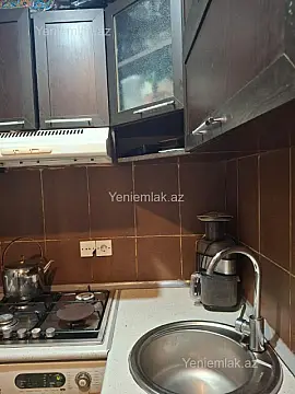 Satılır 2 otaqlı köhnə tikili 32 m² — Bakı, Nizami 2 otaq 32.00 m²