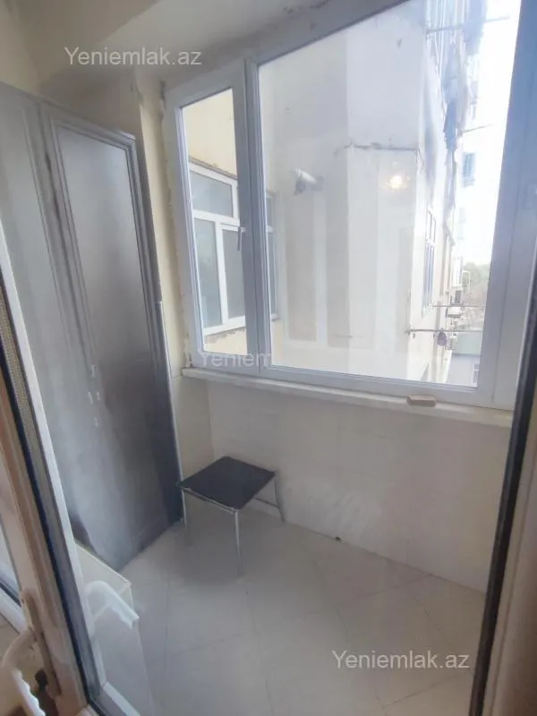 Satılır 3 otaqlı yeni tikili 120 m²