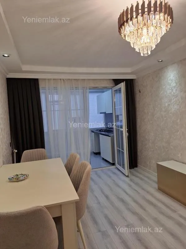 Satılır 2 otaqlı köhnə tikili 50 m²