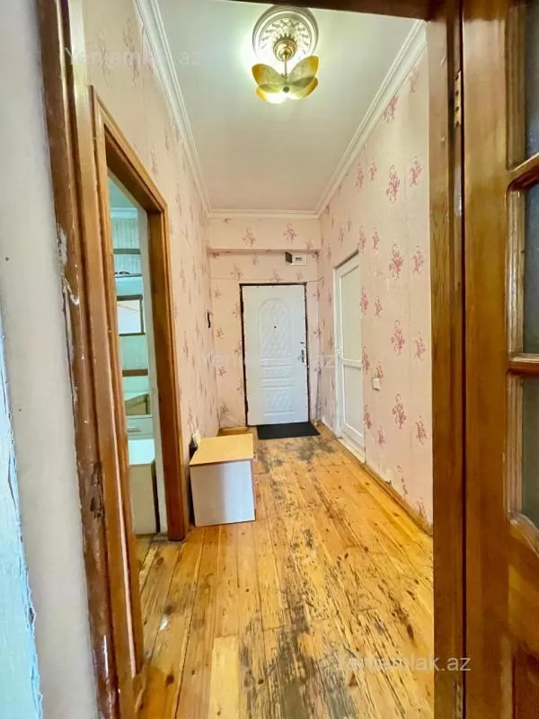 Satılır 2 otaqlı yeni tikili 70 m²