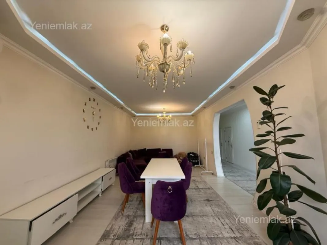 Satılır 5 otaqlı həyət evi 140 m²