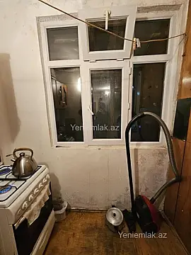 Satılır 1 otaqlı köhnə tikili 33 m²