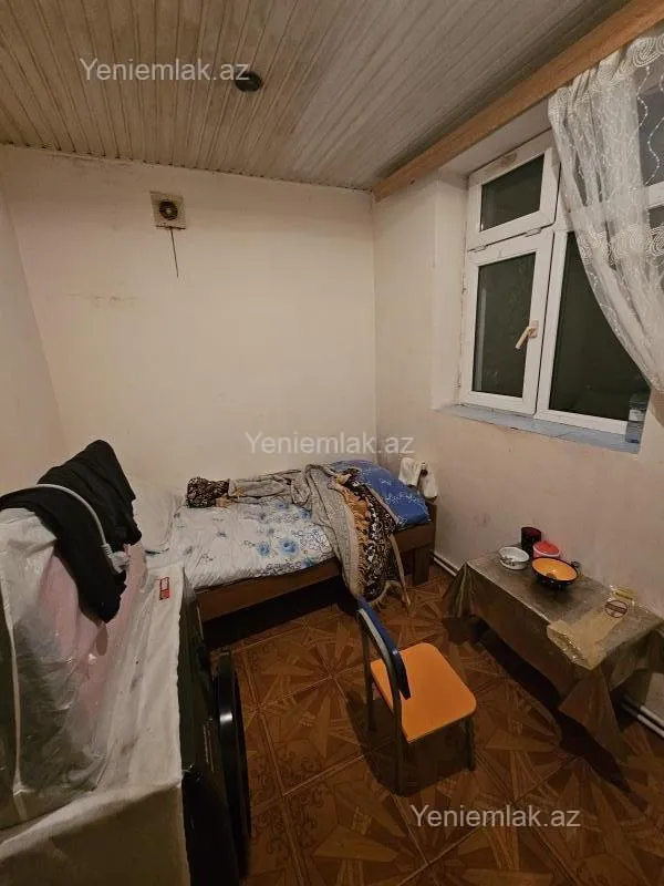 Satılır 1 otaqlı köhnə tikili 33 m²