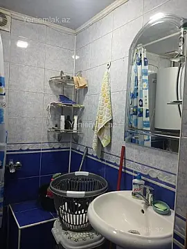 Satılır 3 otaqlı köhnə tikili 60 m²