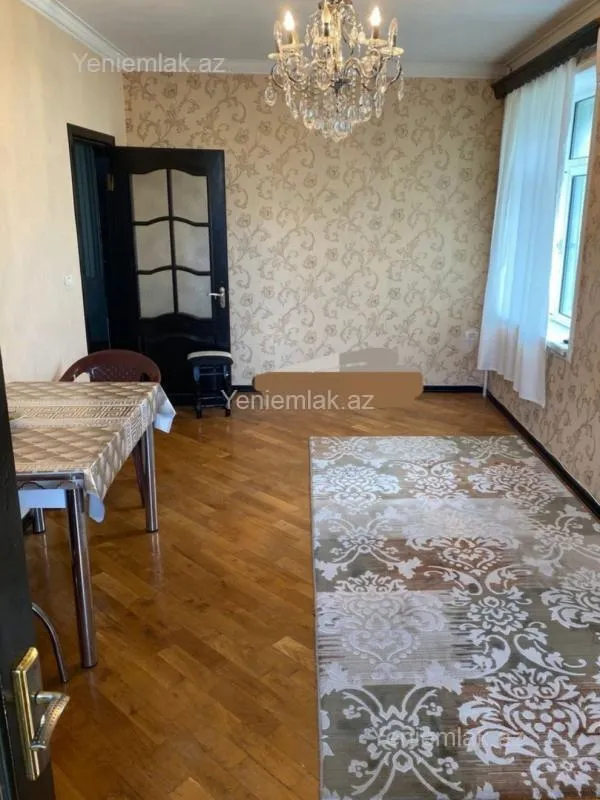 Satılır 3 otaqlı köhnə tikili 60 m²