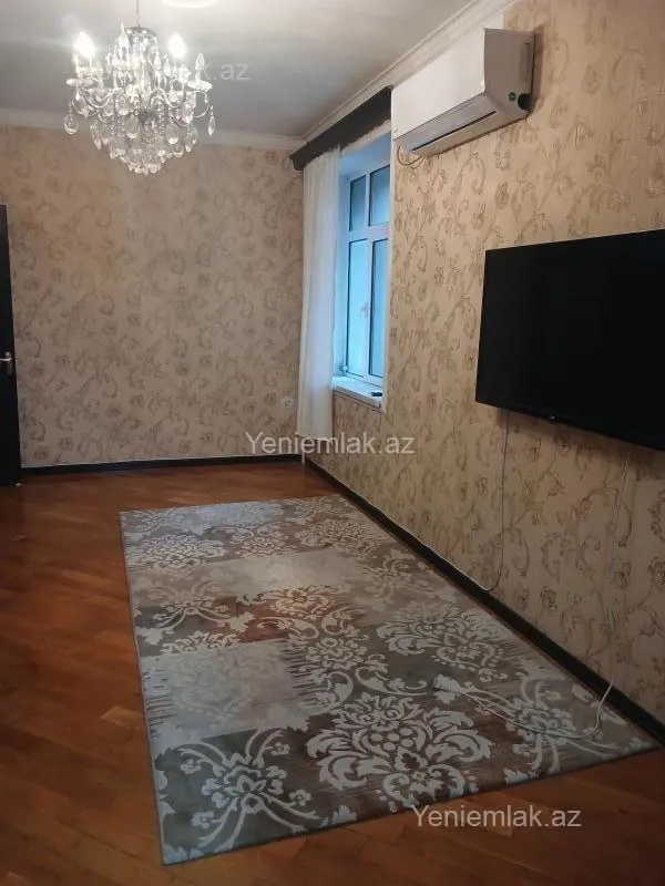 Satılır 3 otaqlı köhnə tikili 60 m²