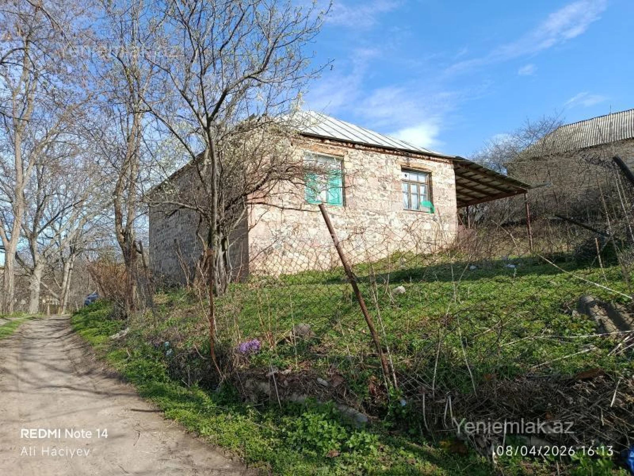 Satılır 4 otaqlı həyət evi 80 m²