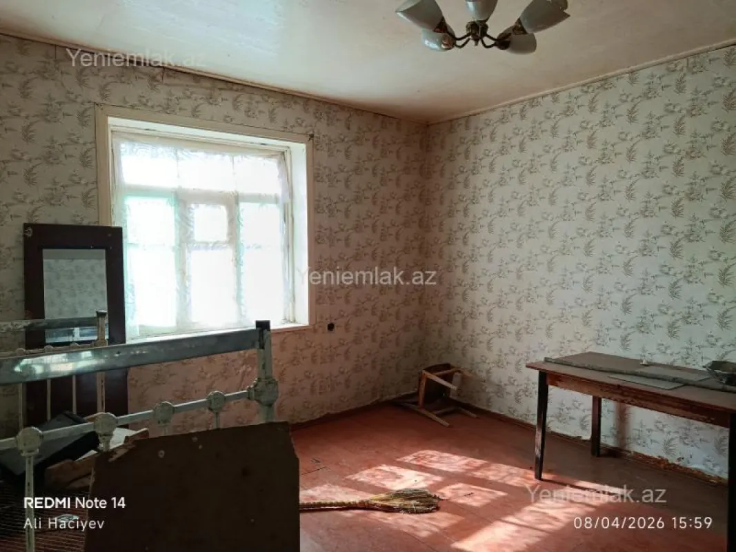 Satılır 4 otaqlı həyət evi 80 m²