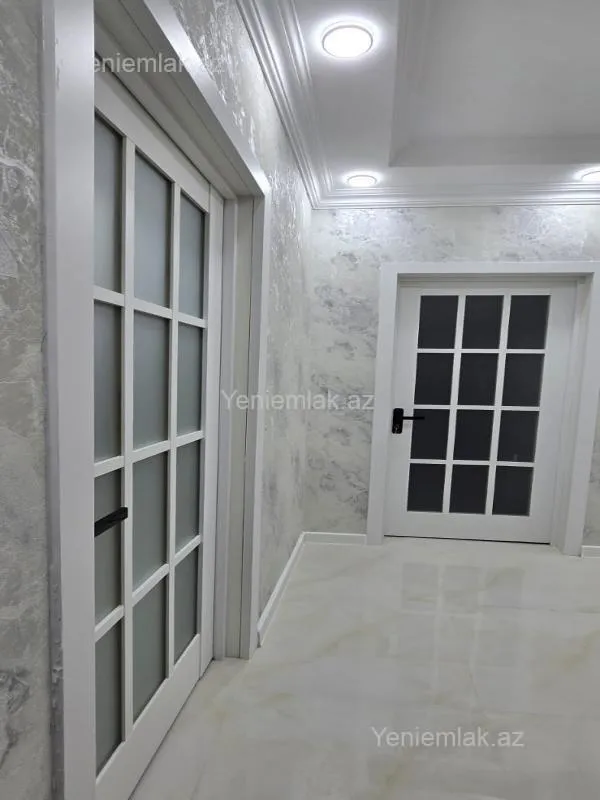 Satılır 3 otaqlı köhnə tikili 75 m²