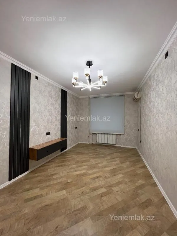 Satılır 2 otaqlı köhnə tikili 60 m²