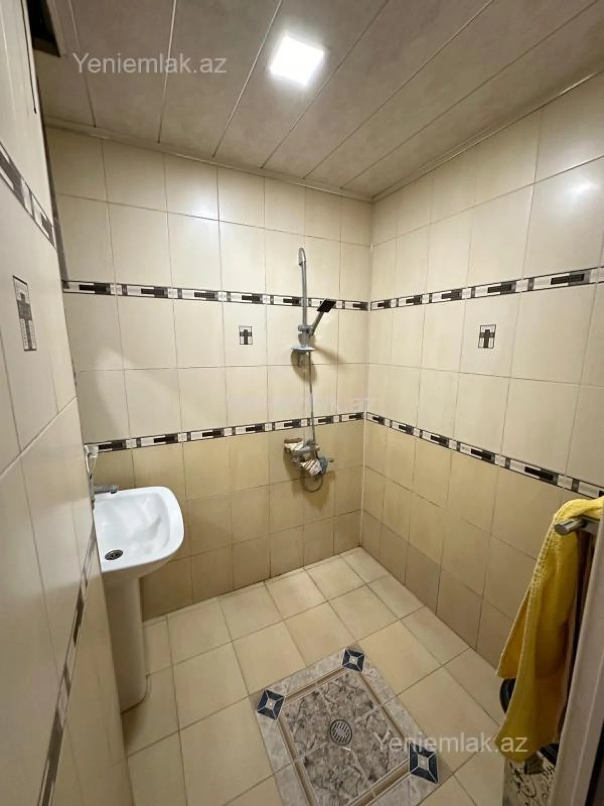 Satılır 3 otaqlı köhnə tikili 78 m²