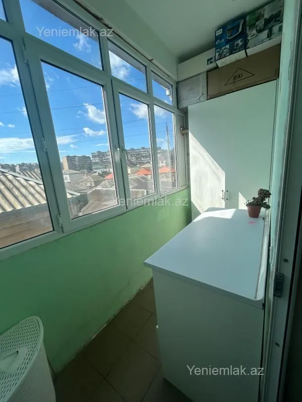 Satılır 6 otaqlı həyət evi 215 m²