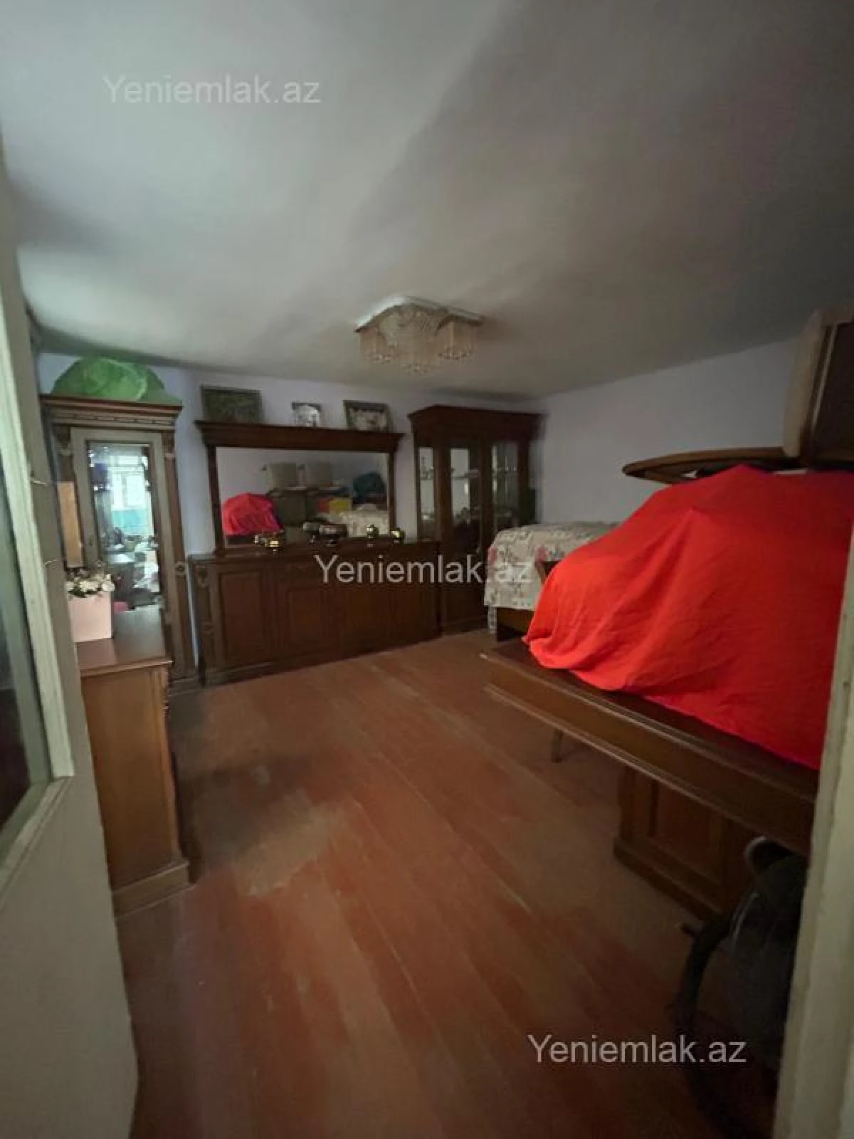 Satılır 6 otaqlı həyət evi 215 m²