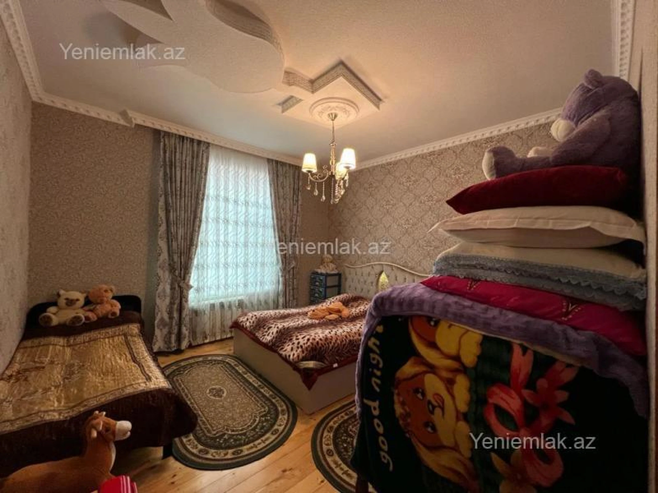Satılır 7 otaqlı həyət evi 220 m²