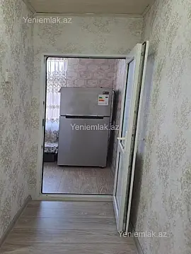 Satılır 1 otaqlı köhnə tikili 30 m²