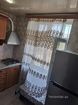 Satılır 1 otaqlı köhnə tikili 30 m²