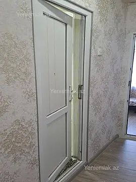 Satılır 1 otaqlı köhnə tikili 30 m²