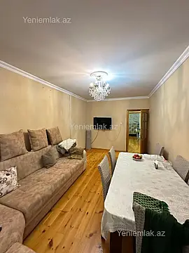 Satılır 2 otaqlı köhnə tikili 62 m²