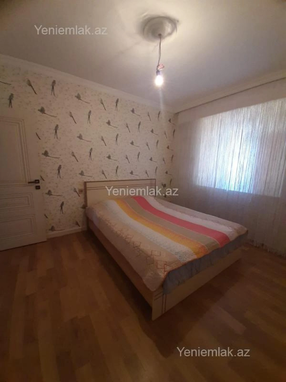 Satılır 4 otaqlı köhnə tikili 120 m²