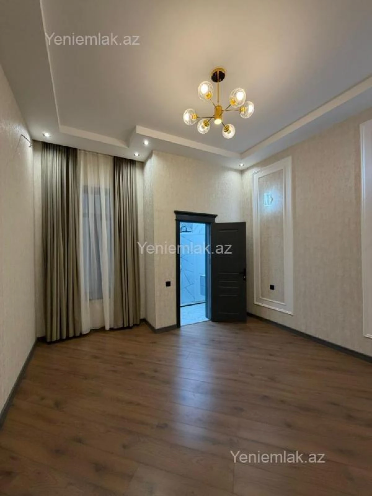 Satılır 5 otaqlı həyət evi 185 m²