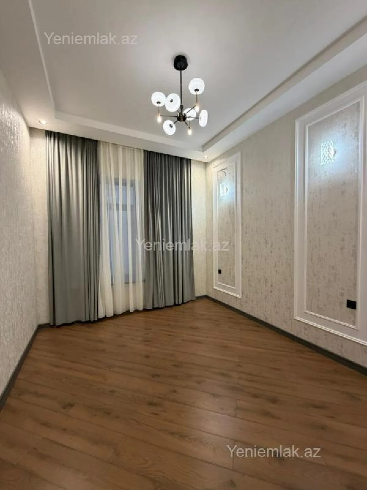 Satılır 5 otaqlı həyət evi 185 m²