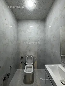 Satılır 5 otaqlı həyət evi 185 m²