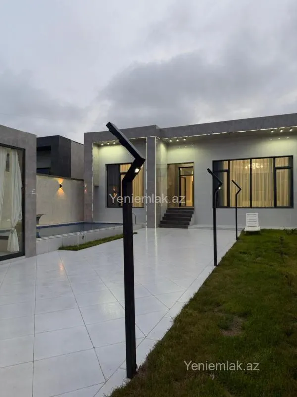 Satılır 5 otaqlı həyət evi 185 m²