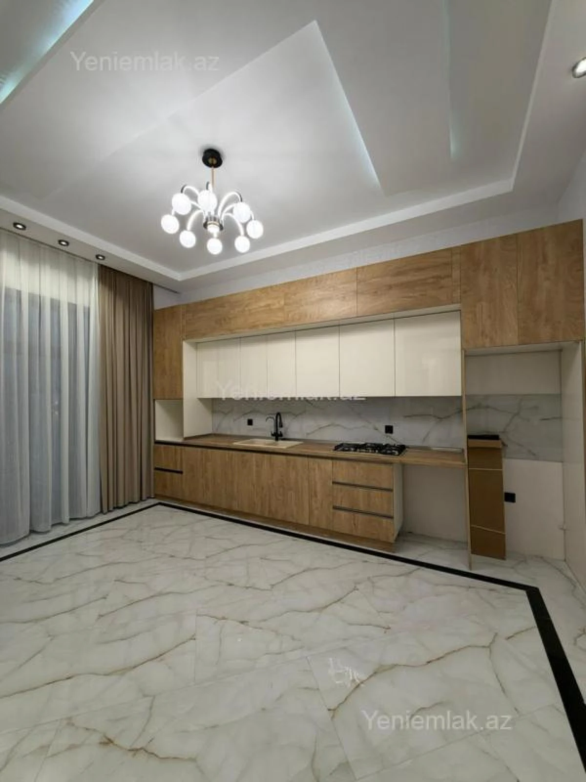 Satılır 5 otaqlı həyət evi 185 m²