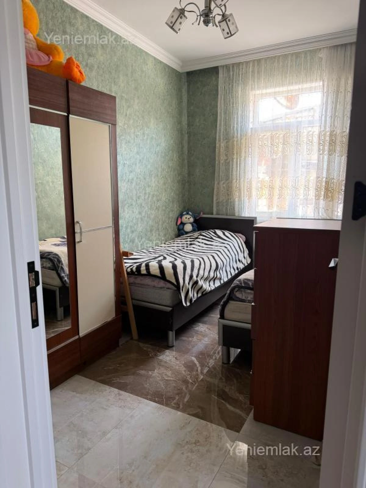 Satılır 4 otaqlı həyət evi 100 m²